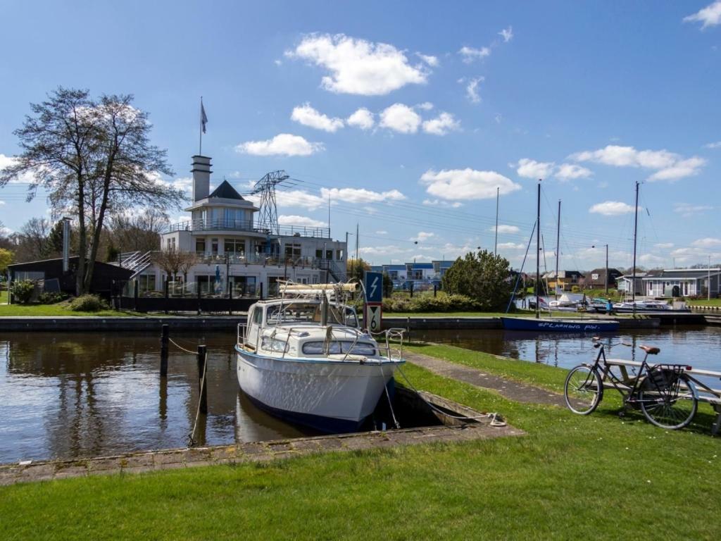 Landal De Bloemert Hotel Zuidlaren Esterno foto