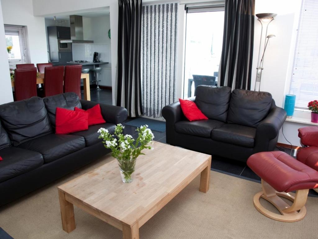 Landal De Bloemert Hotel Zuidlaren Esterno foto